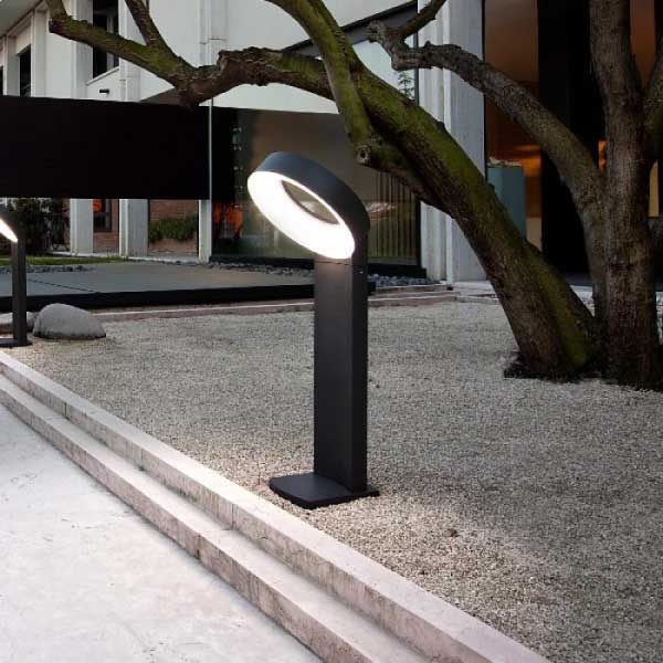 MERIDIAN Bollard Light_6164_730 Gr