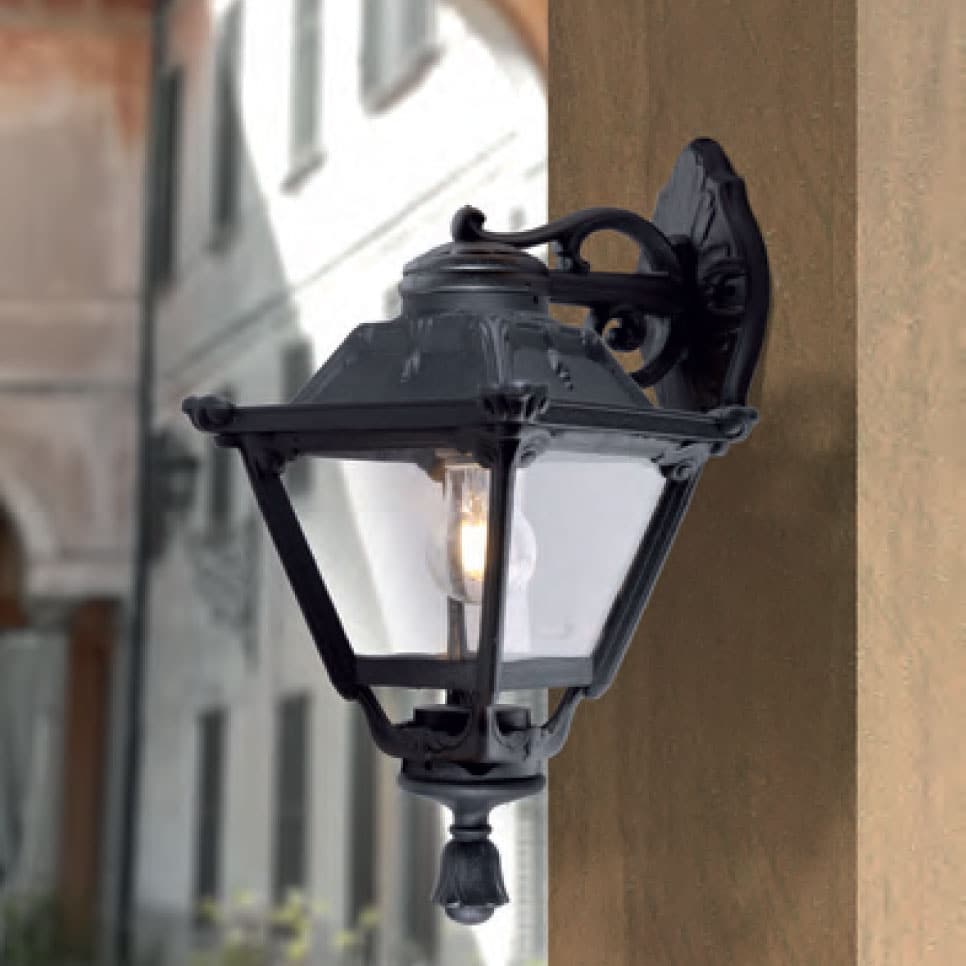 GOLIA Square Wall Light Hanging