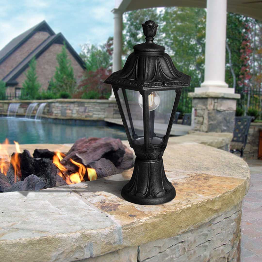 E26-111-000-AXe27 Rut Hexagonal Standing Lantern